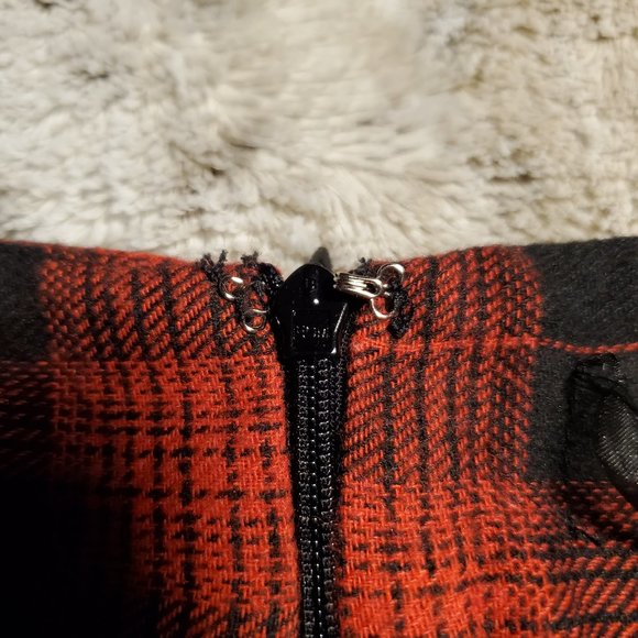 4 Sienna Red & Black Plaid Trousers - Picture 7 of 8